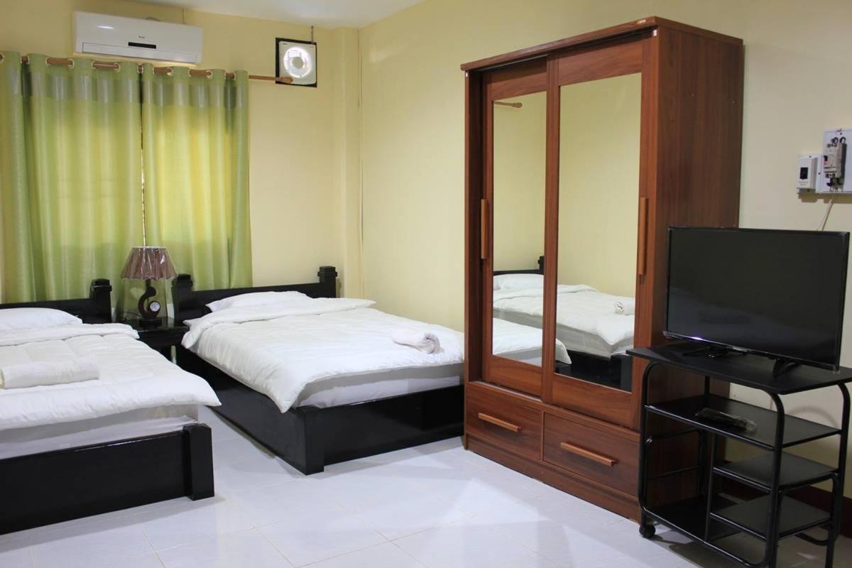 Apartment Thidathip Vientiane Bagian luar foto