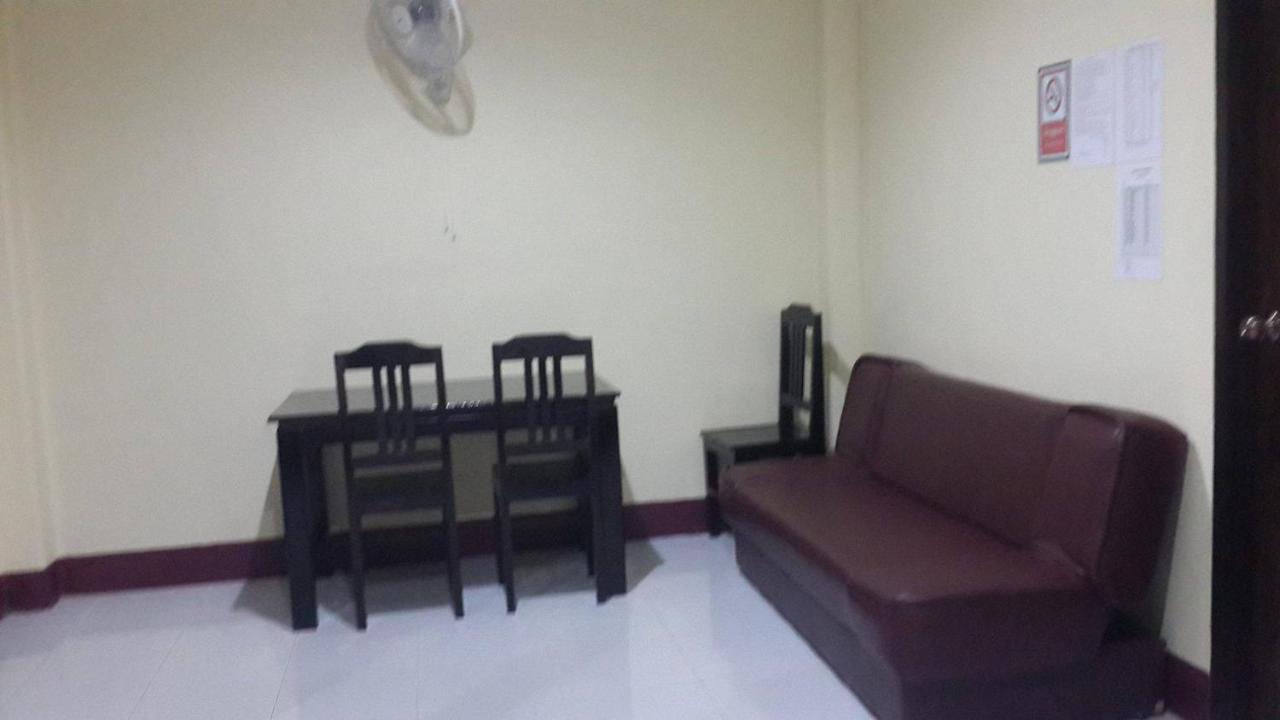 Apartment Thidathip Vientiane Bagian luar foto